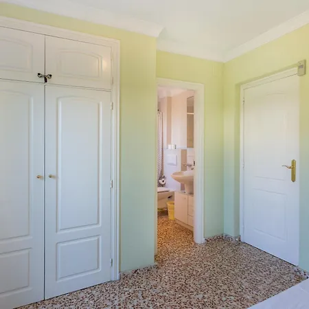 Holiday home Gerardo 14 *